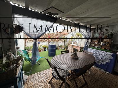 Maison - 104 m² - 5 pièces