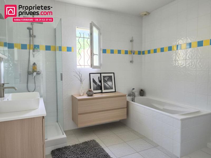 Maison - 170 m² - 6 pièces