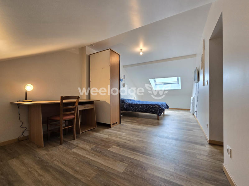 Maison - 282 m² - 13 pièces