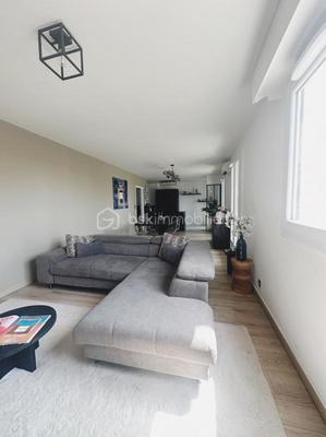 Appartement - 83 m² - 3 pièces