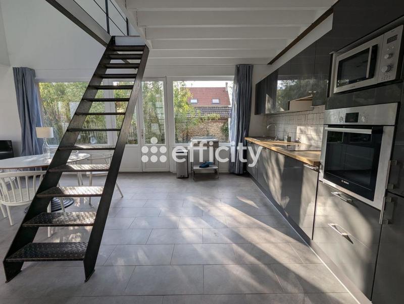 Maison - 151 m² - 6 pièces