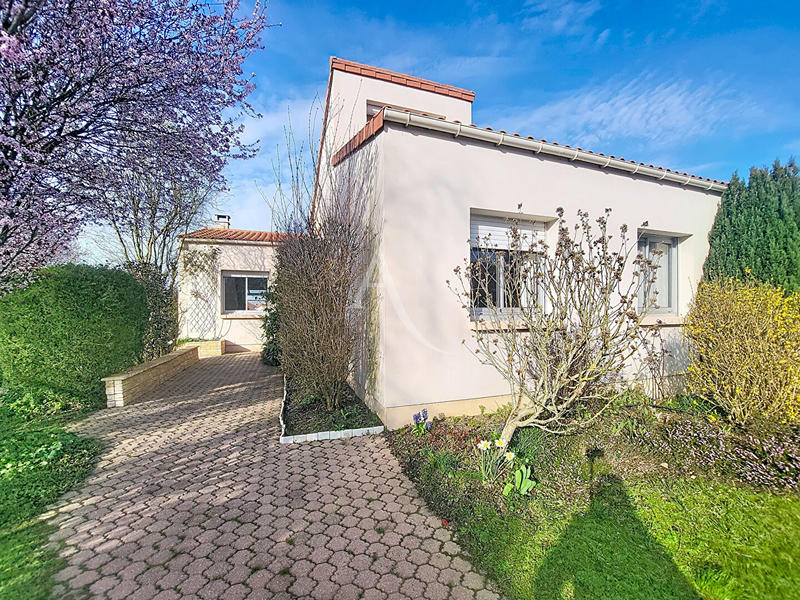 Maison - 128 m² - 6 pièces