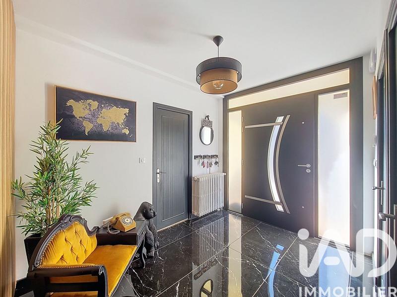 Maison de maîtres - 275 m² - 12 pièces