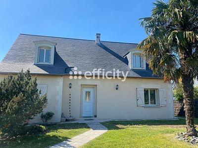 Maison - 140 m² - 6 pièces