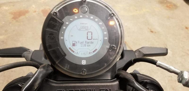 Husqvarna Svartpilen 401 husqvarna 0401 noir