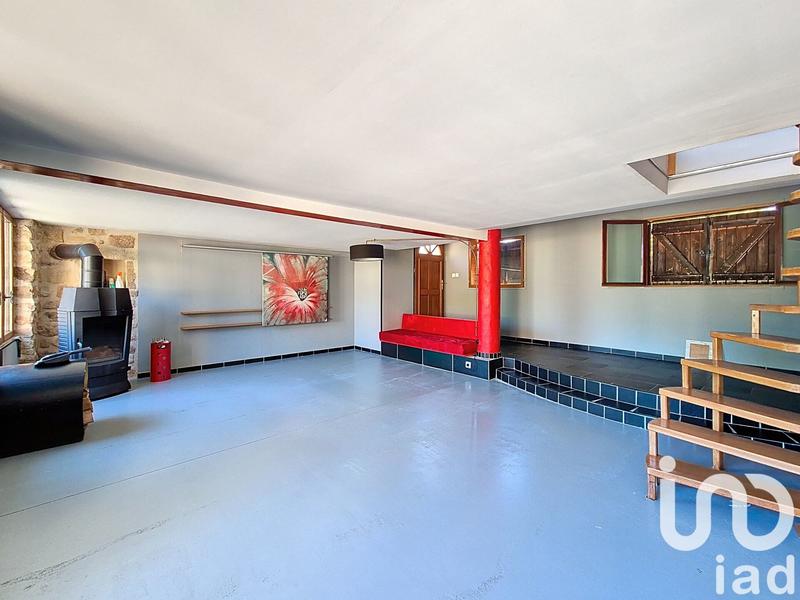 Maison - 215 m² - 8 pièces