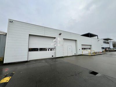 Local d'activités - 2 358 m²