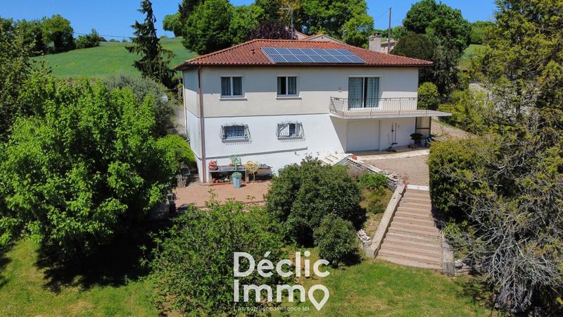 Maison - 138 m² - 5 pièces