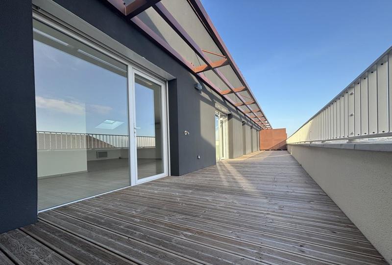 Appartement - 110 m² - 4 pièces