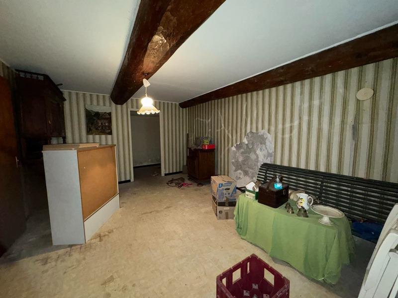 Maison - 257 m² - 11 pièces