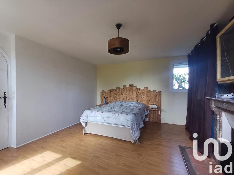 Maison - 196 m² - 11 pièces