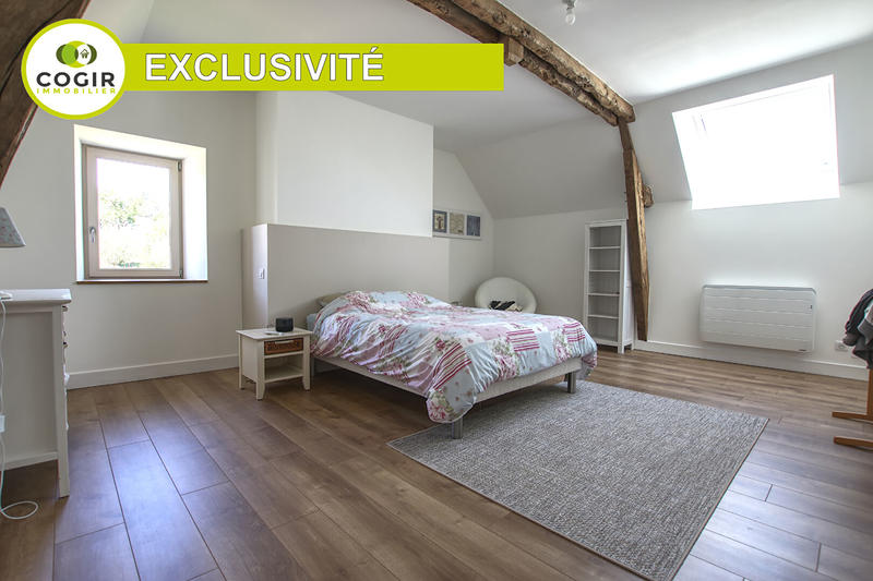 Maison - 215 m² - 8 pièces