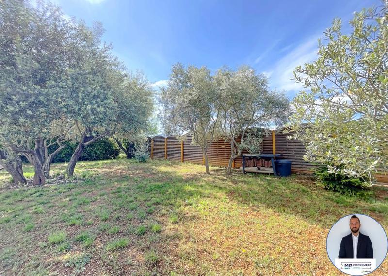 Maison - 93 m² - 5 pièces