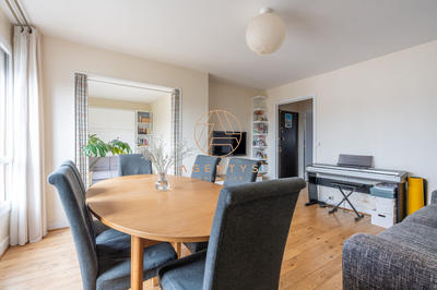 Appartement - 79 m² - 4 pièces