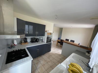 Maison - 88 m² - 5 pièces