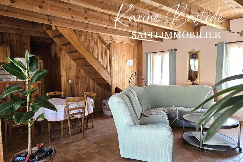 Maison - 245 m² - 8 pièces