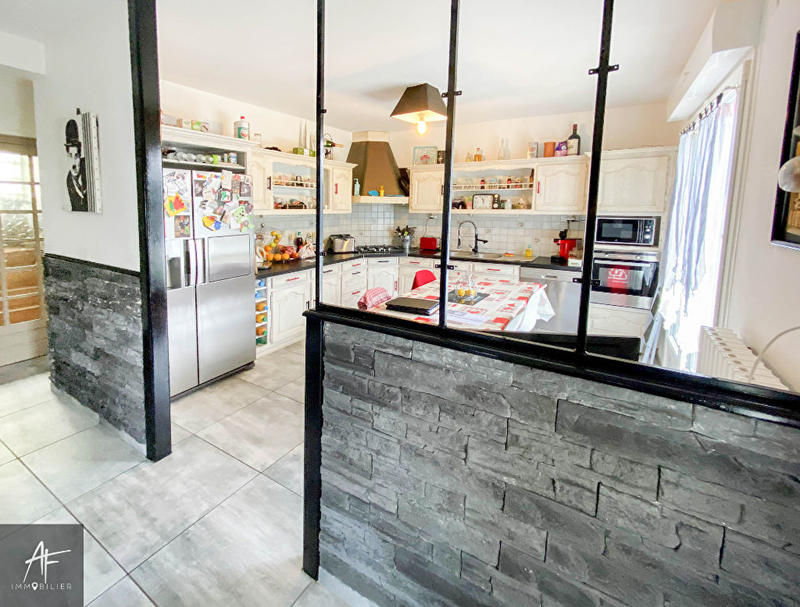 Maison - 160 m² - 6 pièces