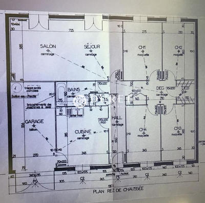 Maison - 99 m² - 6 pièces