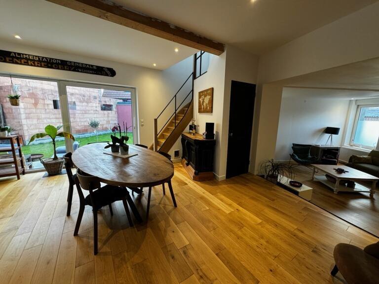 Maison - 126 m² - 5 pièces