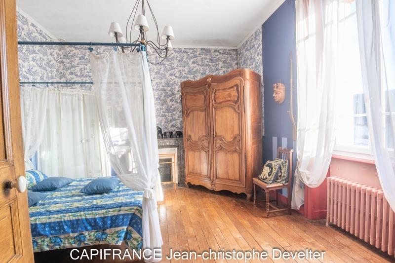 Maison bourgeoise - 235 m² - 8 pièces