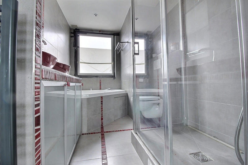 Appartement - 133 m² - 6 pièces