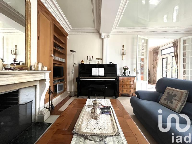 Maison - 200 m² - 6 pièces