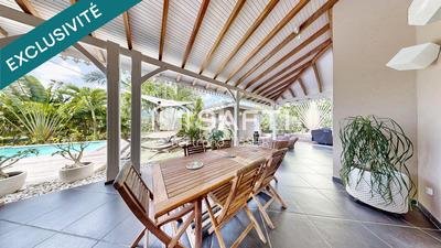 Villa - 240 m² - 5 pièces