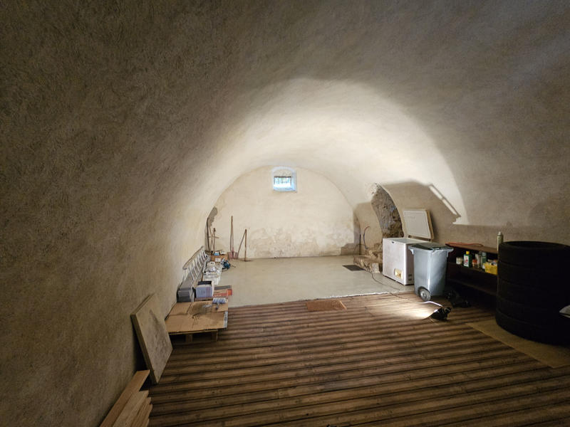 Maison - 210 m² - 9 pièces