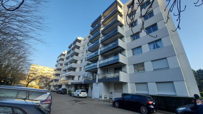 Appartement - 114 m² - 4 pièces