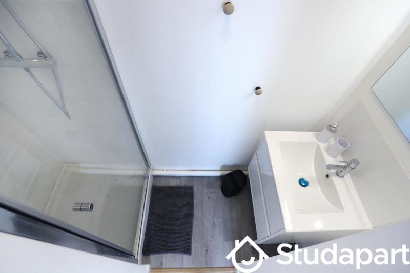 Chambre - 29 m² - 1 pièce