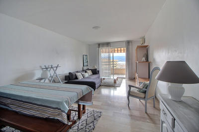 Appartement - 77 m² - 3 pièces