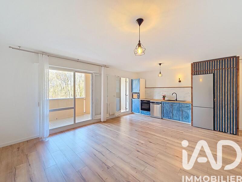 Appartement - 82 m² - 4 pièces