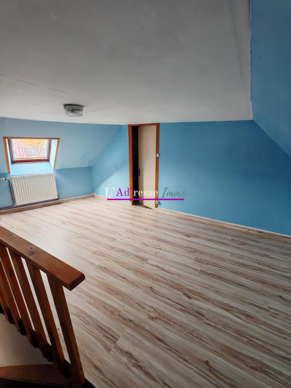 Maison traditionnelle - 200 m² - 11 pièces