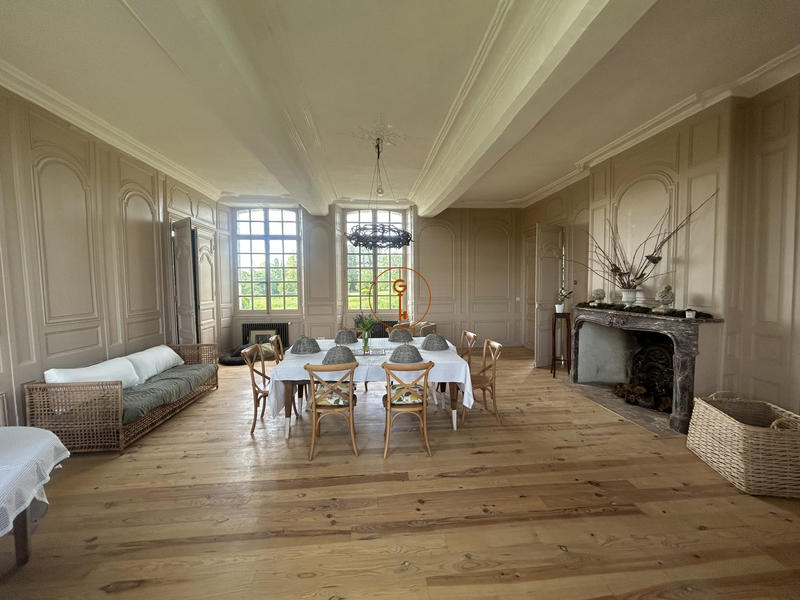 Manoir - 310 m² - 9 pièces