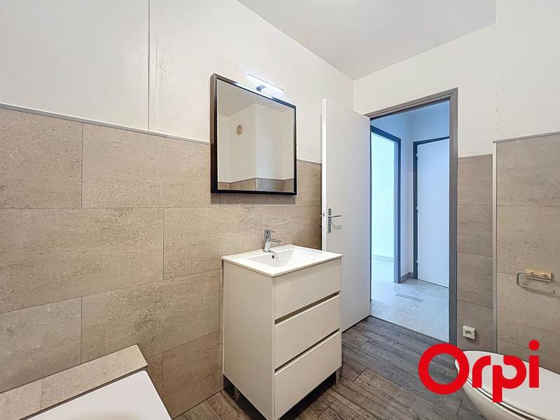 Studio - 32 m² - 1 pièce