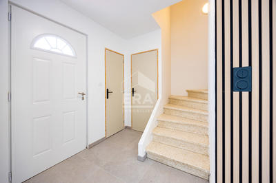 Maison - 98 m² - 3 pièces