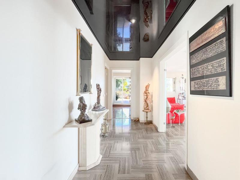 Appartement - 132 m² - 4 pièces