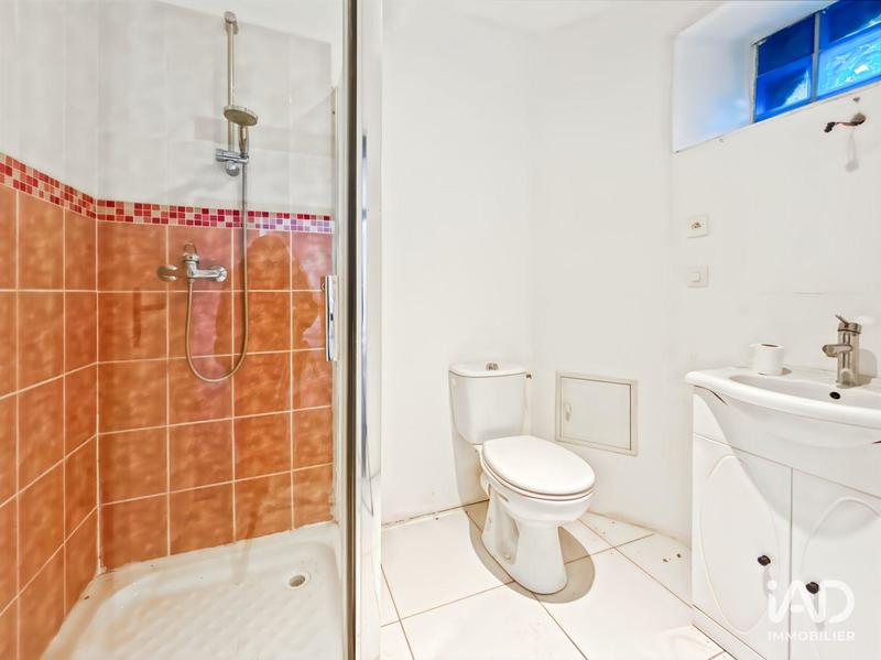 Maison - 200 m² - 6 pièces