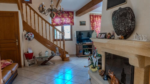 Maison - 144 m² - 8 pièces