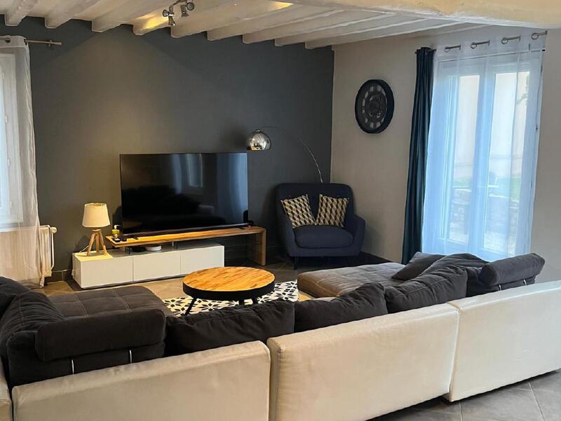 Maison - 138 m² - 6 pièces