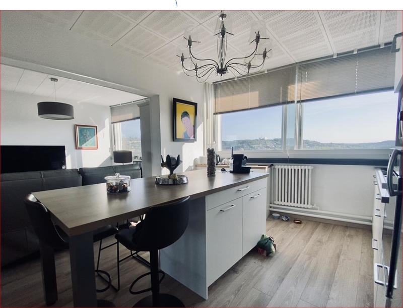 Appartement - 91 m² - 3 pièces