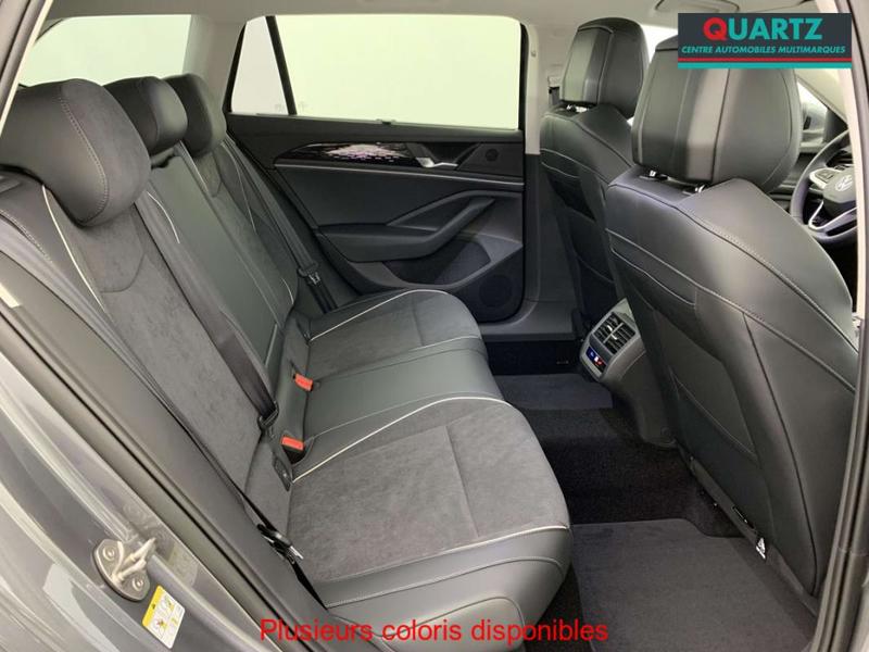 Volkswagen Passat 1.5 eTSI Opf 150 Dsg7 Elegance