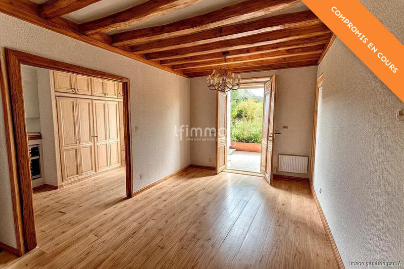 Maison - 97 m² - 5 pièces
