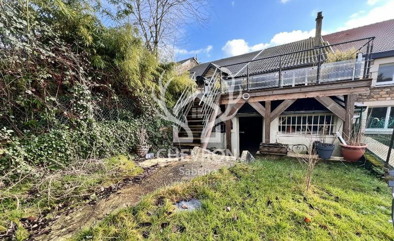 Maison - 99 m² - 4 pièces