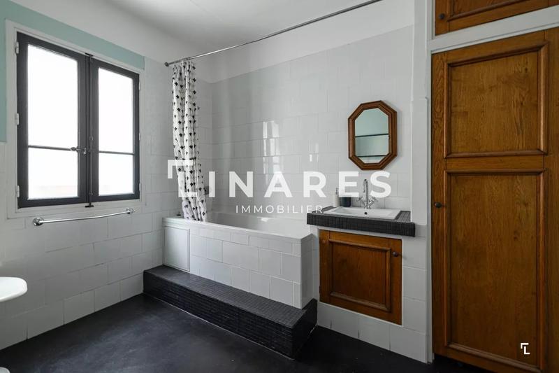 Appartement - 79 m² - 3 pièces