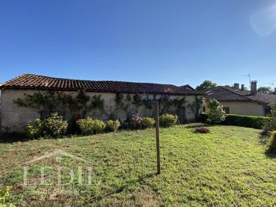 Maison de village - 150 m² - 6 pièces