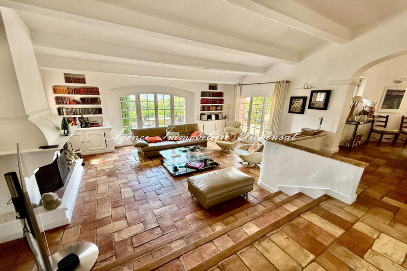 Villa - 200 m² - 7 pièces