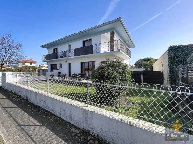 Maison - 151 m² - 6 pièces