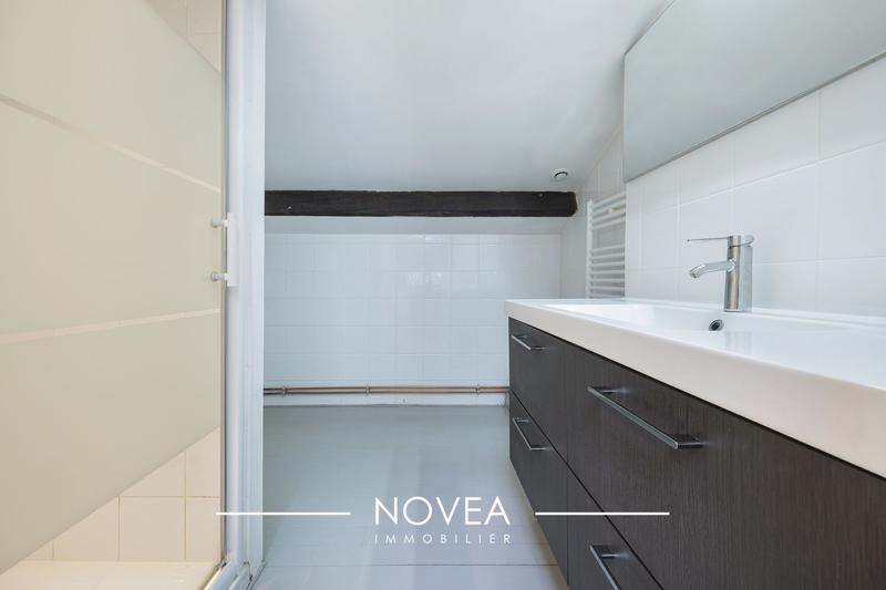 Appartement - 150 m² - 4 pièces