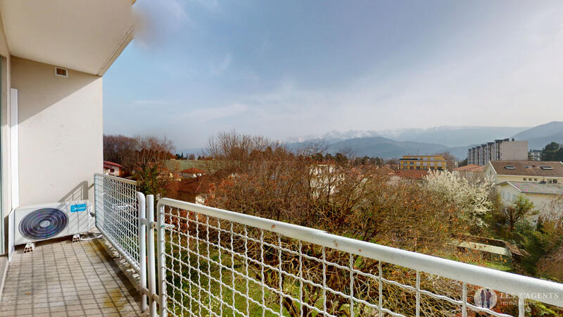 Appartement - 67 m² - 4 pièces